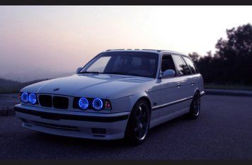 Ангельські очі на bmw сині E32,E34,E30,E39OE з холодного неону. ГНУЧКОГО НЕОНУ НА 4 ФАРИ фото
