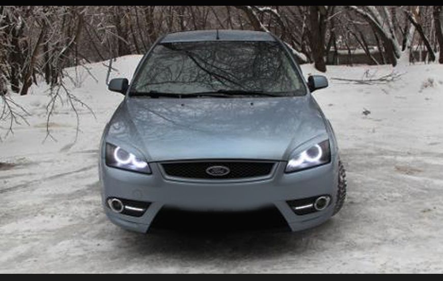 Ангельские глазки Ford Mondeo с холодного неона. 12 цветов в наличии 2м ГНУЧКОГО НЕОНУ фото