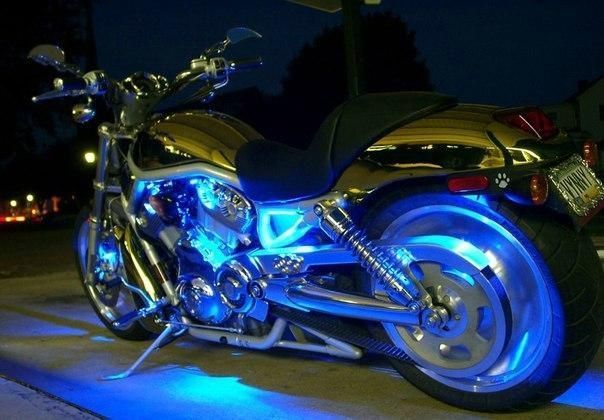 Яркая водозащищенная LED подсветка на мотоцикл скутер байк 12V 1m в силиконе светодиодная лента синяя VDM-NAVY-12V-1m фото